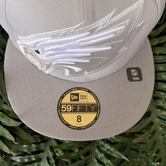 Brand New NEW ERA Philadelphia Eagles Light Gray Hat Embroidered Logo Hat NFL - Picture 3 of 15